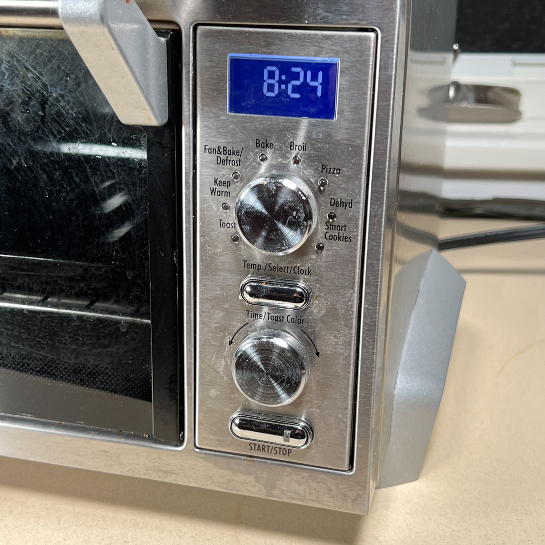 DELONGHI TOASTER OVEN