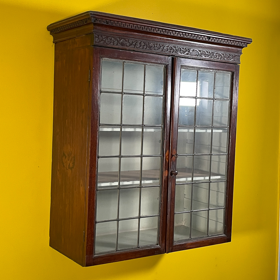 LEADED GLASS HANGING