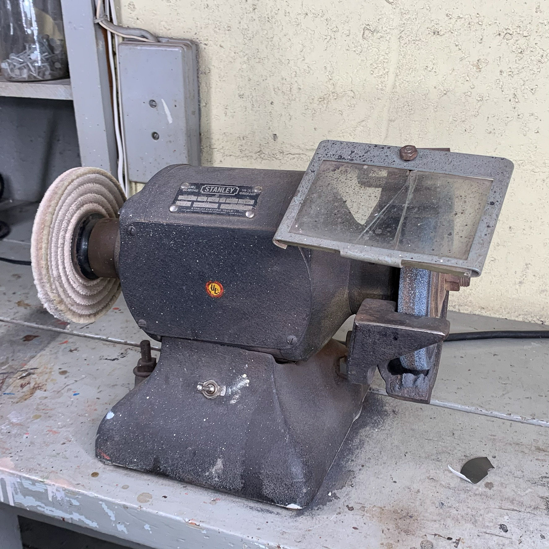 STANLEY BALL BEARING 1/2HP GRINDER