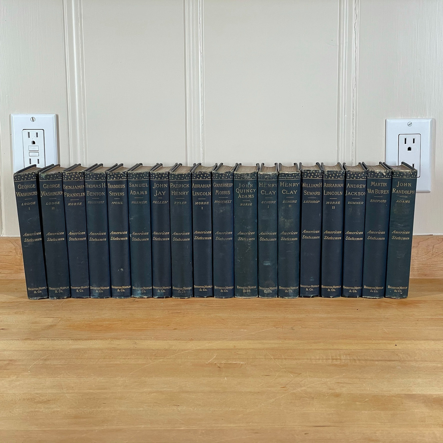 (18vols) GILT LINEN BOUND BOOKS; AMERICAN STATESMAN