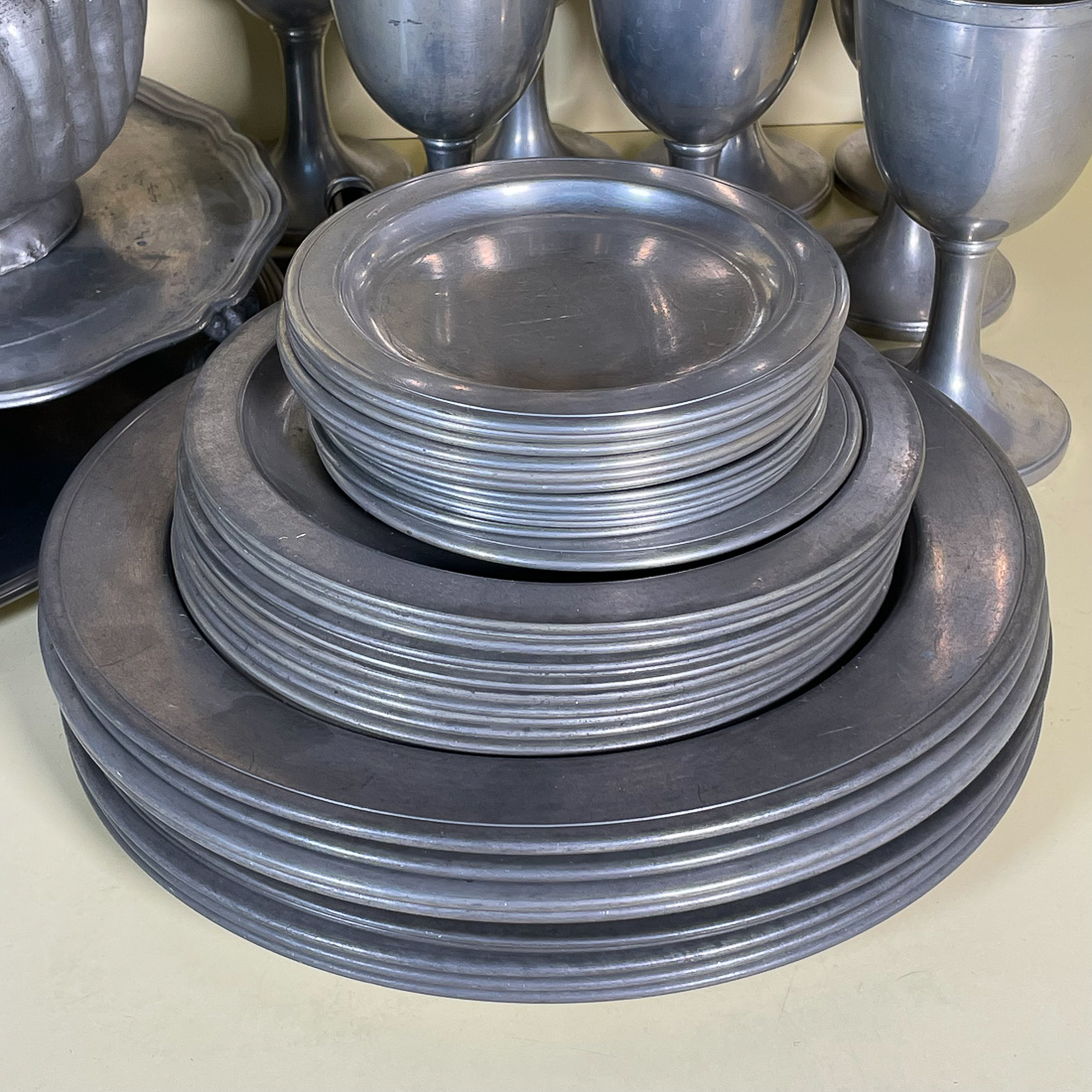 ESTATE LOT OF PEWTER DINNERWARE