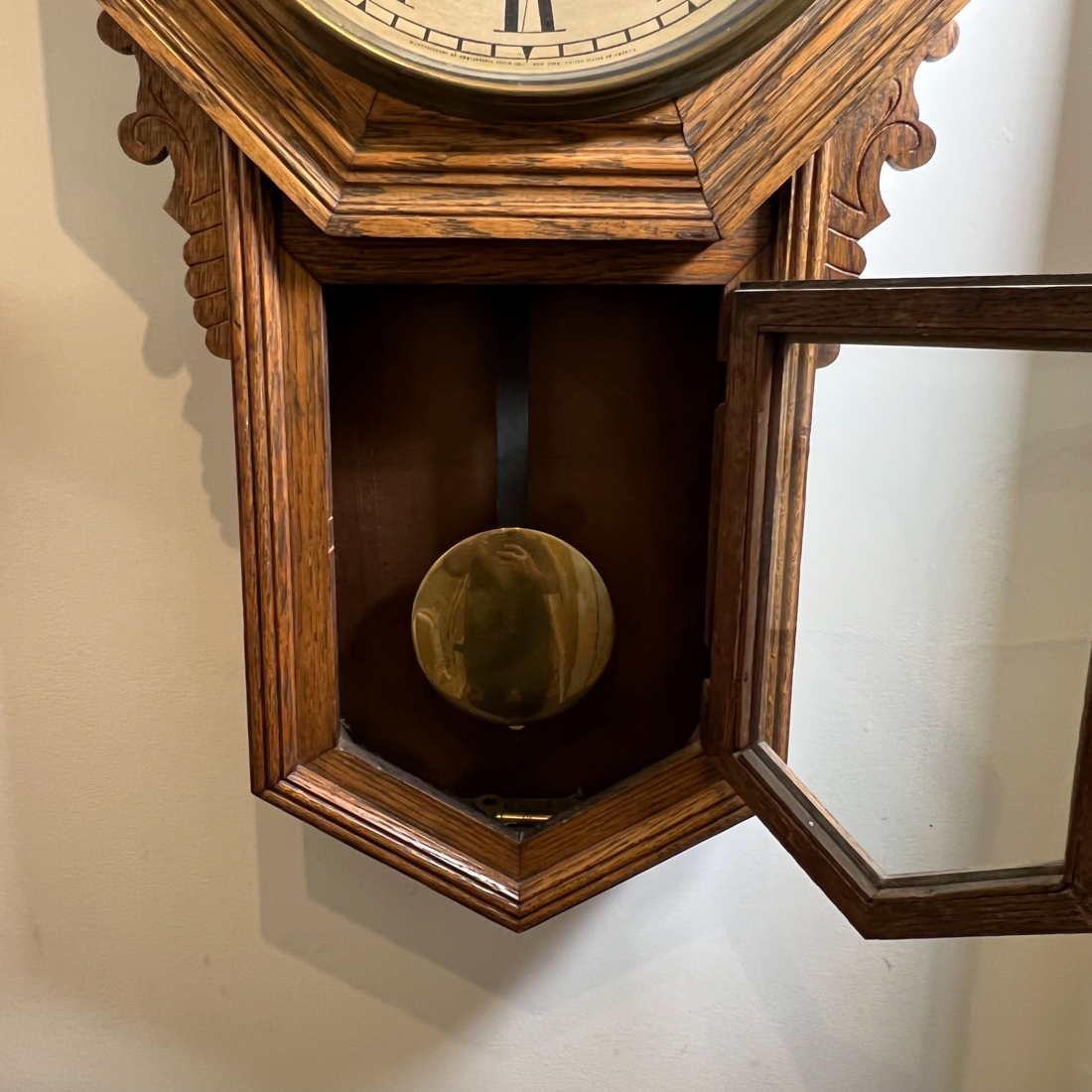 LONG DROP OCTAGON CLOCK