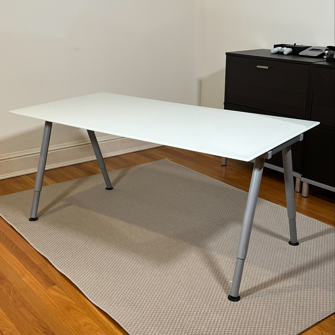 ADJUSTABLE IKEA DESK