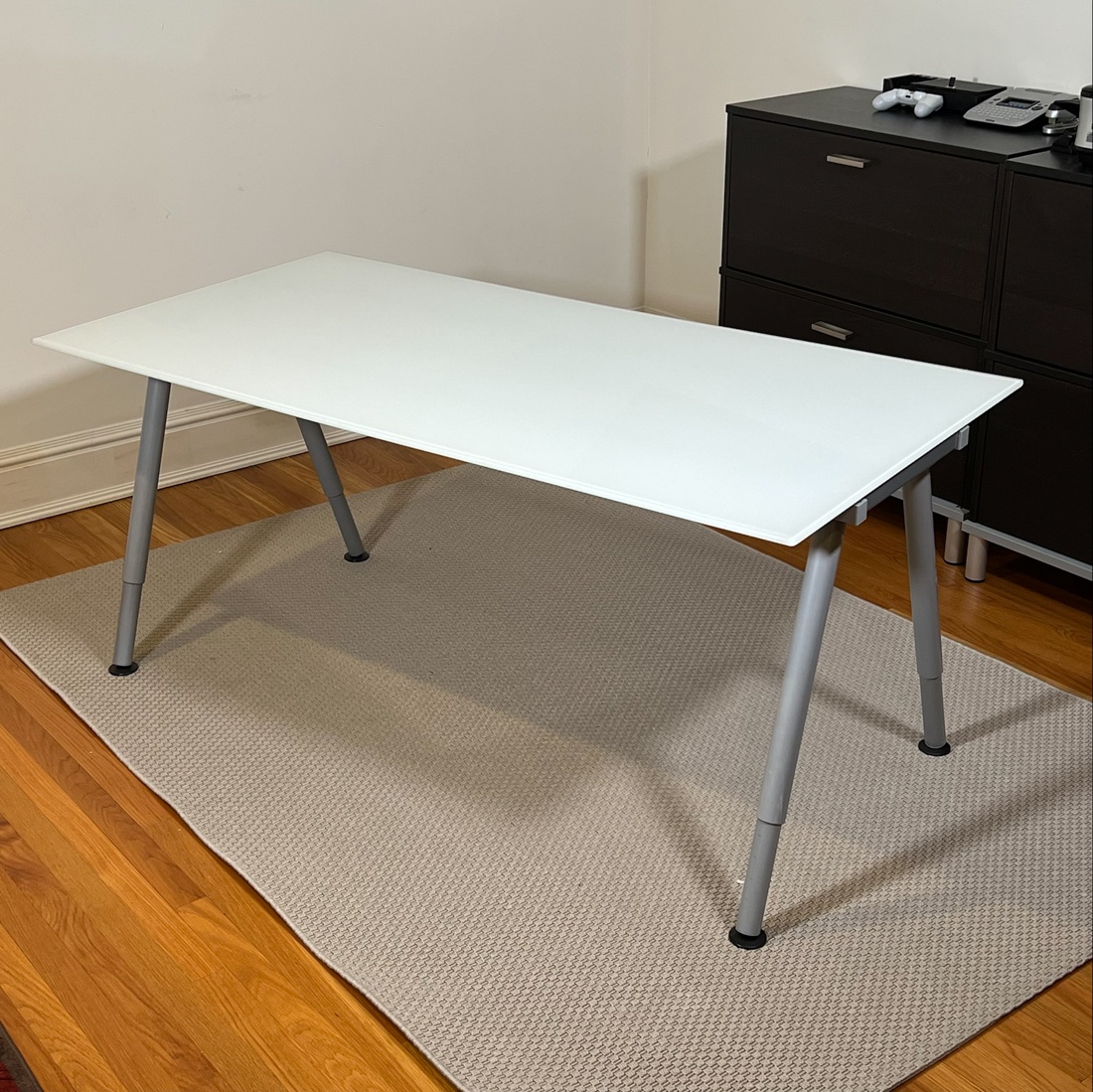 ADJUSTABLE IKEA DESK