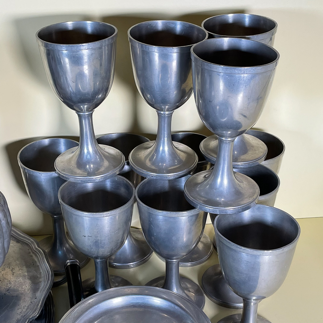 ESTATE LOT OF PEWTER DINNERWARE