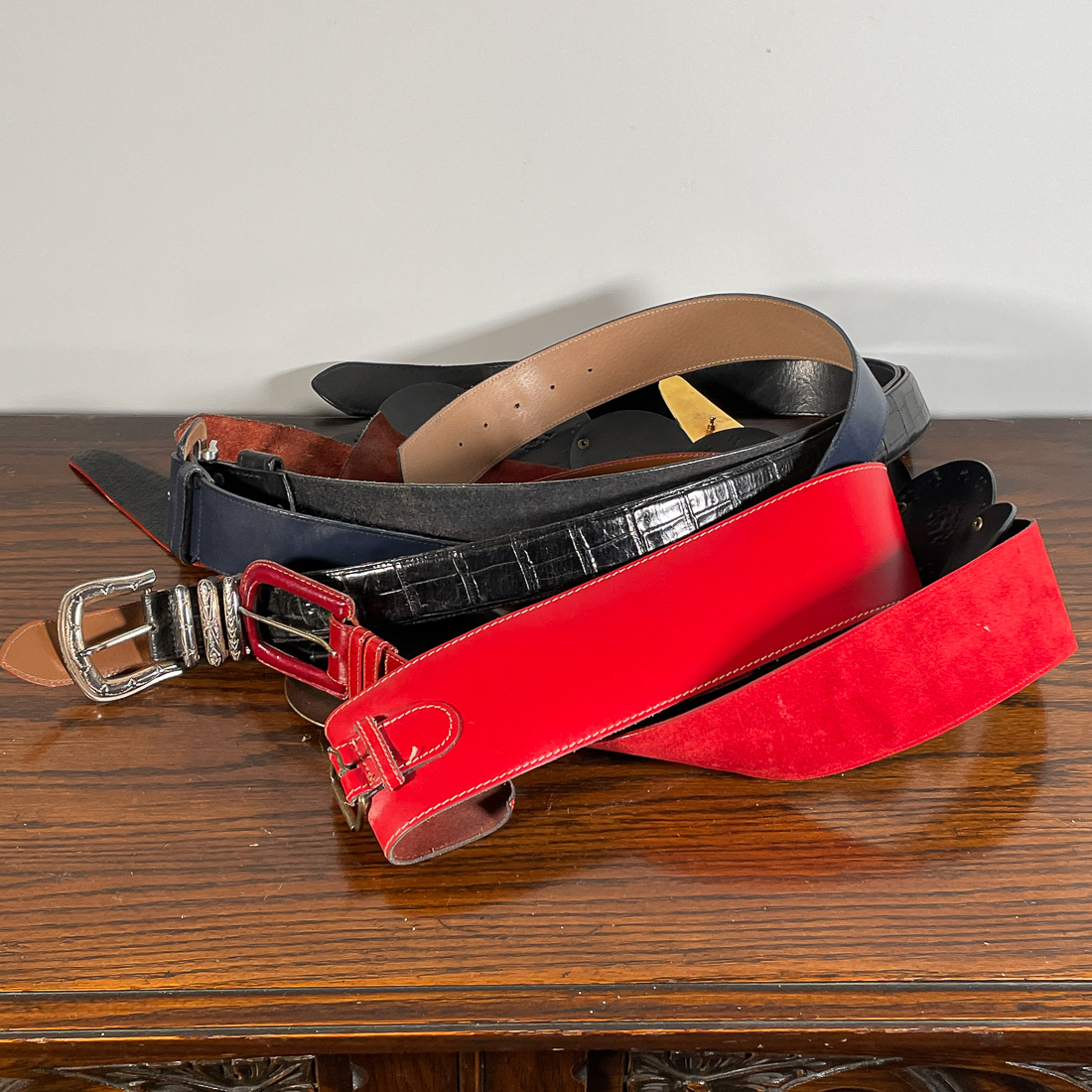 (7pc) WOMENS BELTS