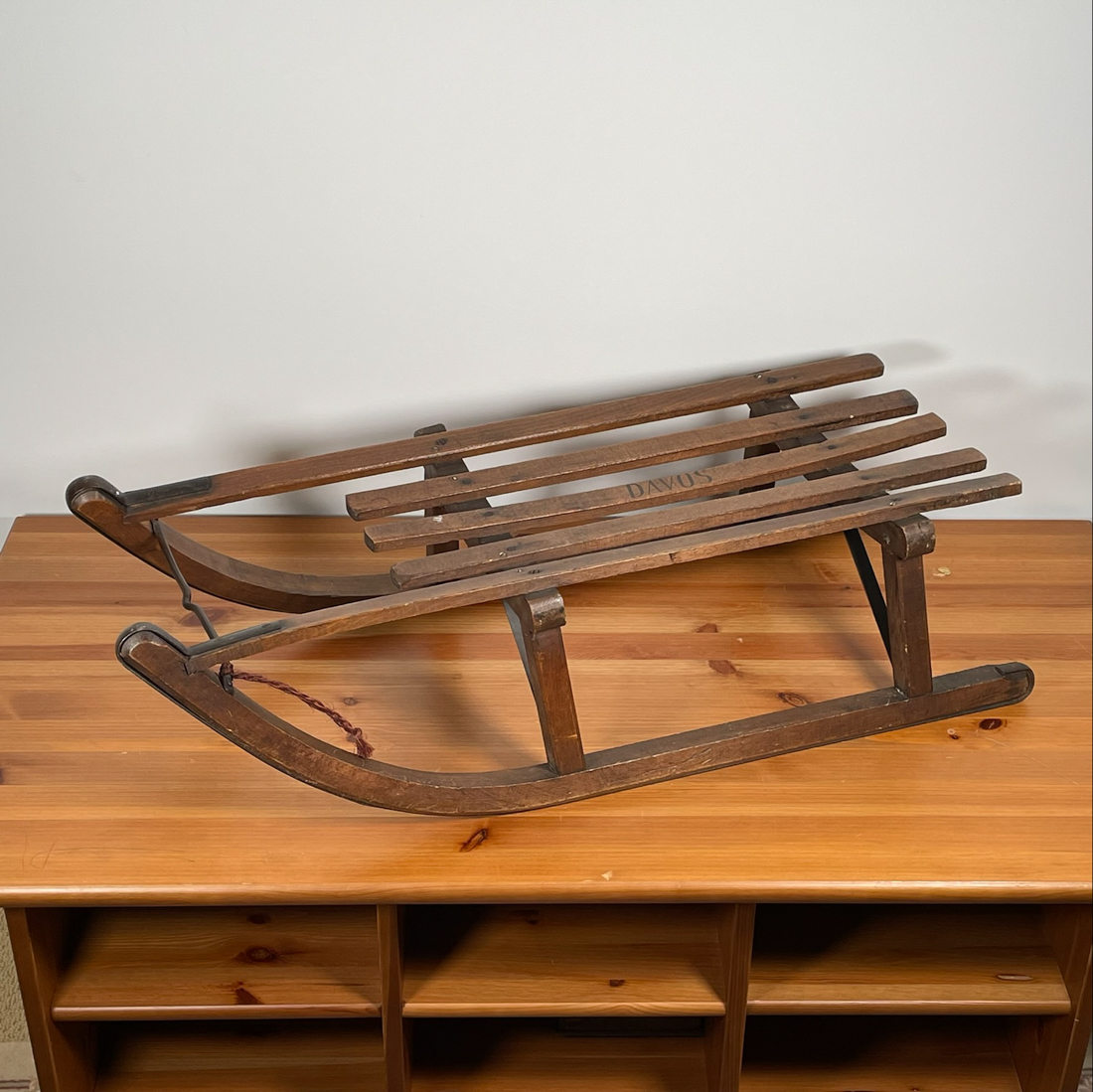 “DAVOS” ANTIQUE SLED