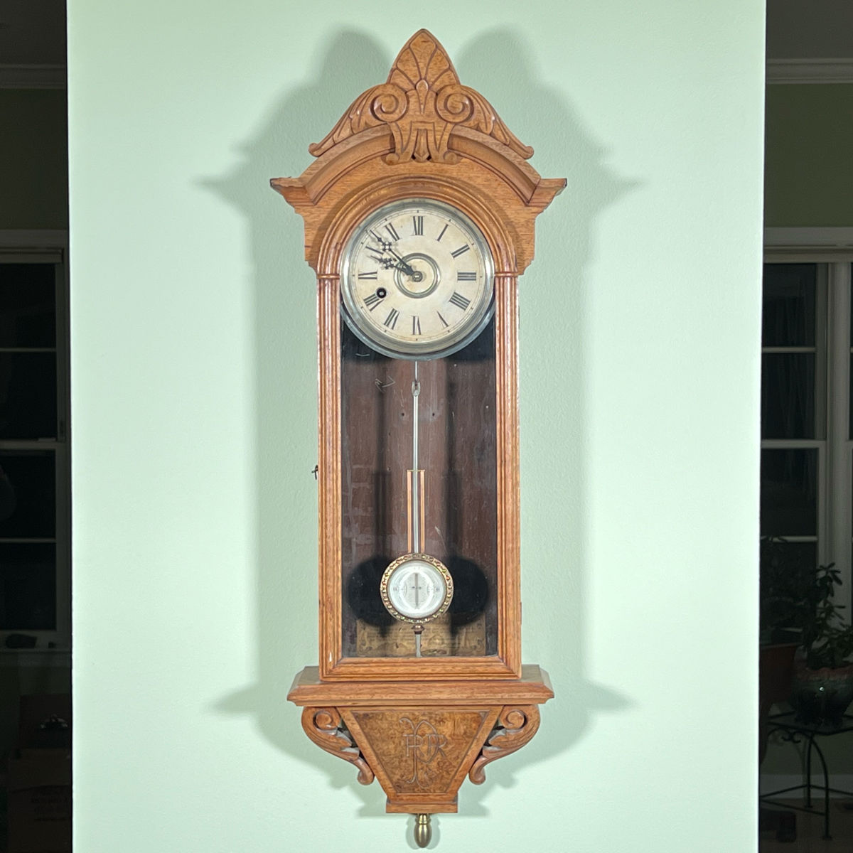 COOK & JAQUÉS RAILROAD CLOCK