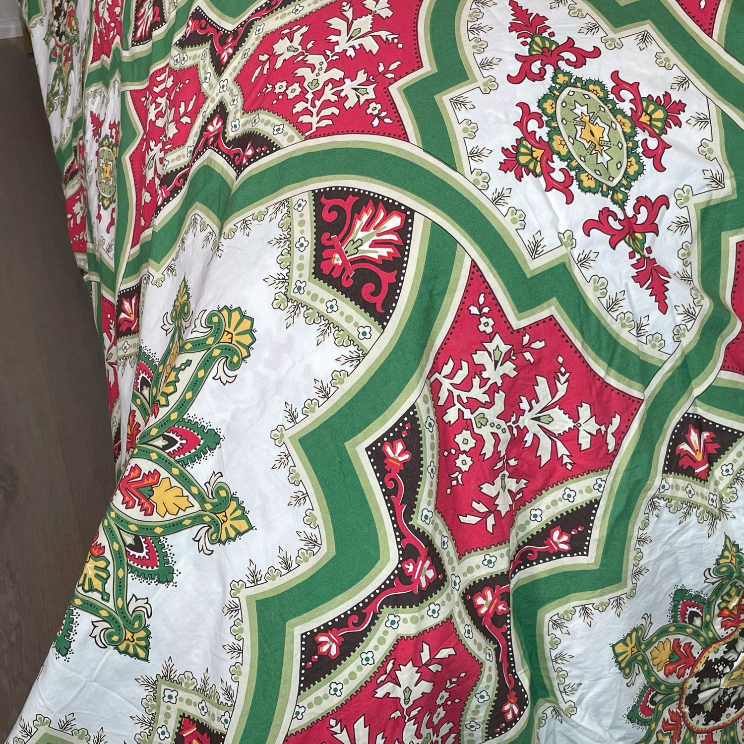 POTTERY BARN ISRAELI DUVET & SHAMS