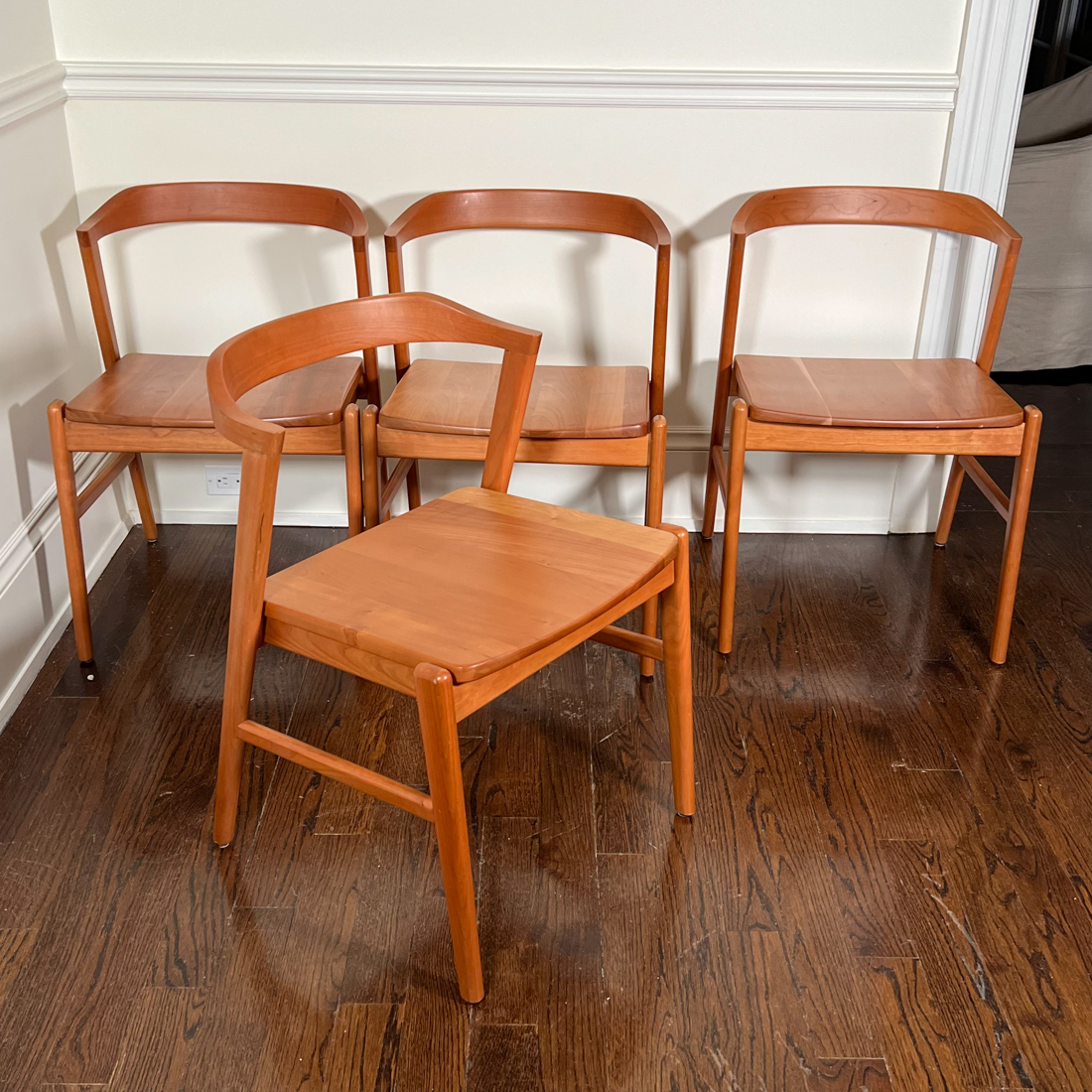 (4pc) ROOM & BOARD CHAIRS