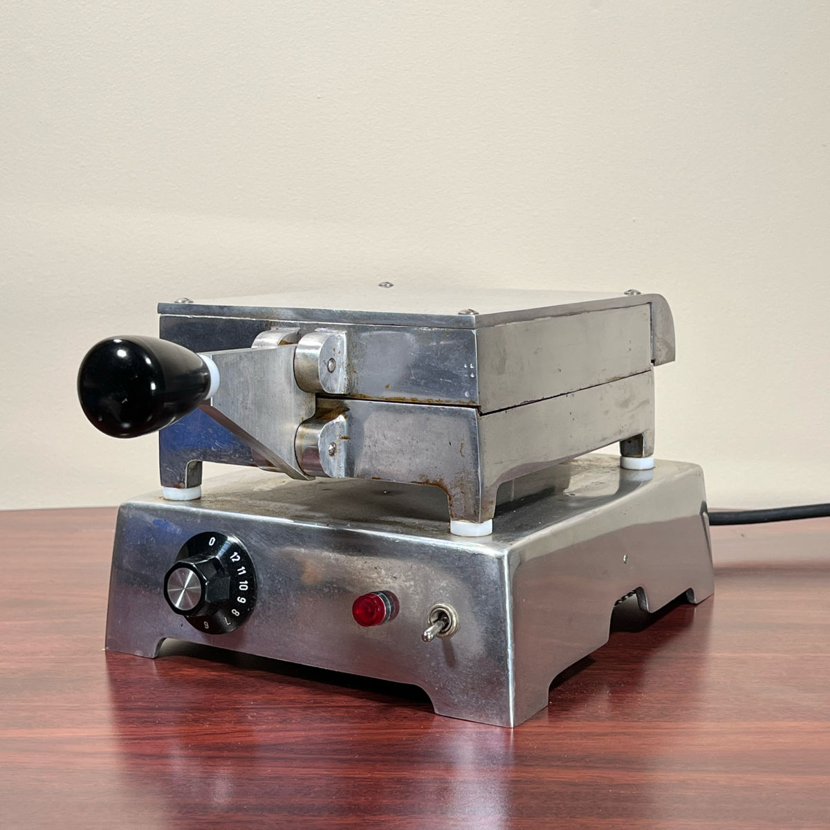 GIDECO WAFFLE MAKER