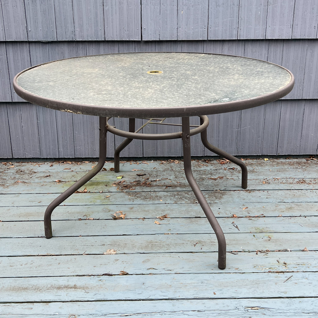 OUTDOOR PATIO TABLE