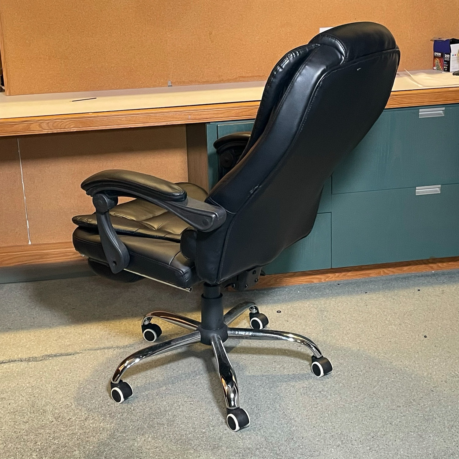 [updated!] FULLY RECLINING OFFICE CHAIR