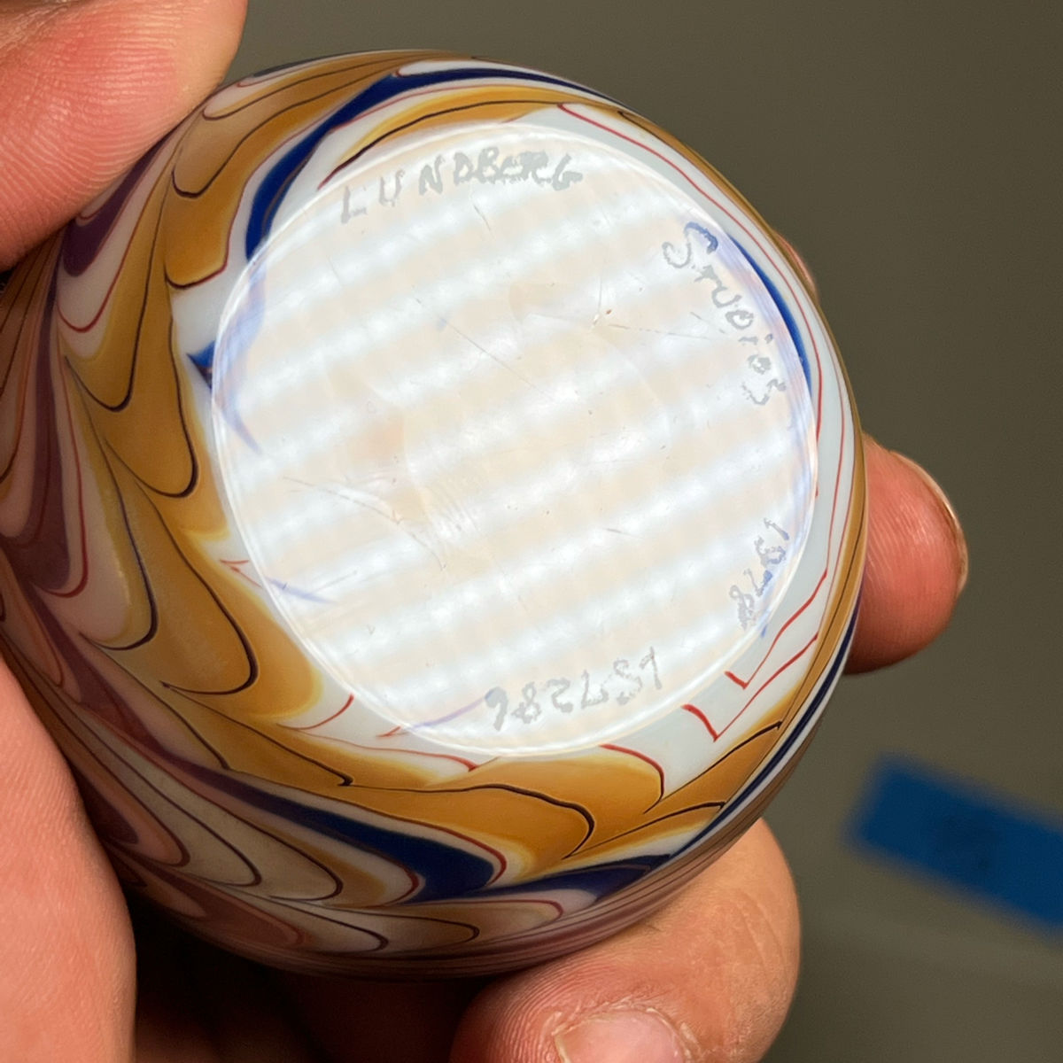 LUNDBERG STUDIOS PAPERWEIGHT