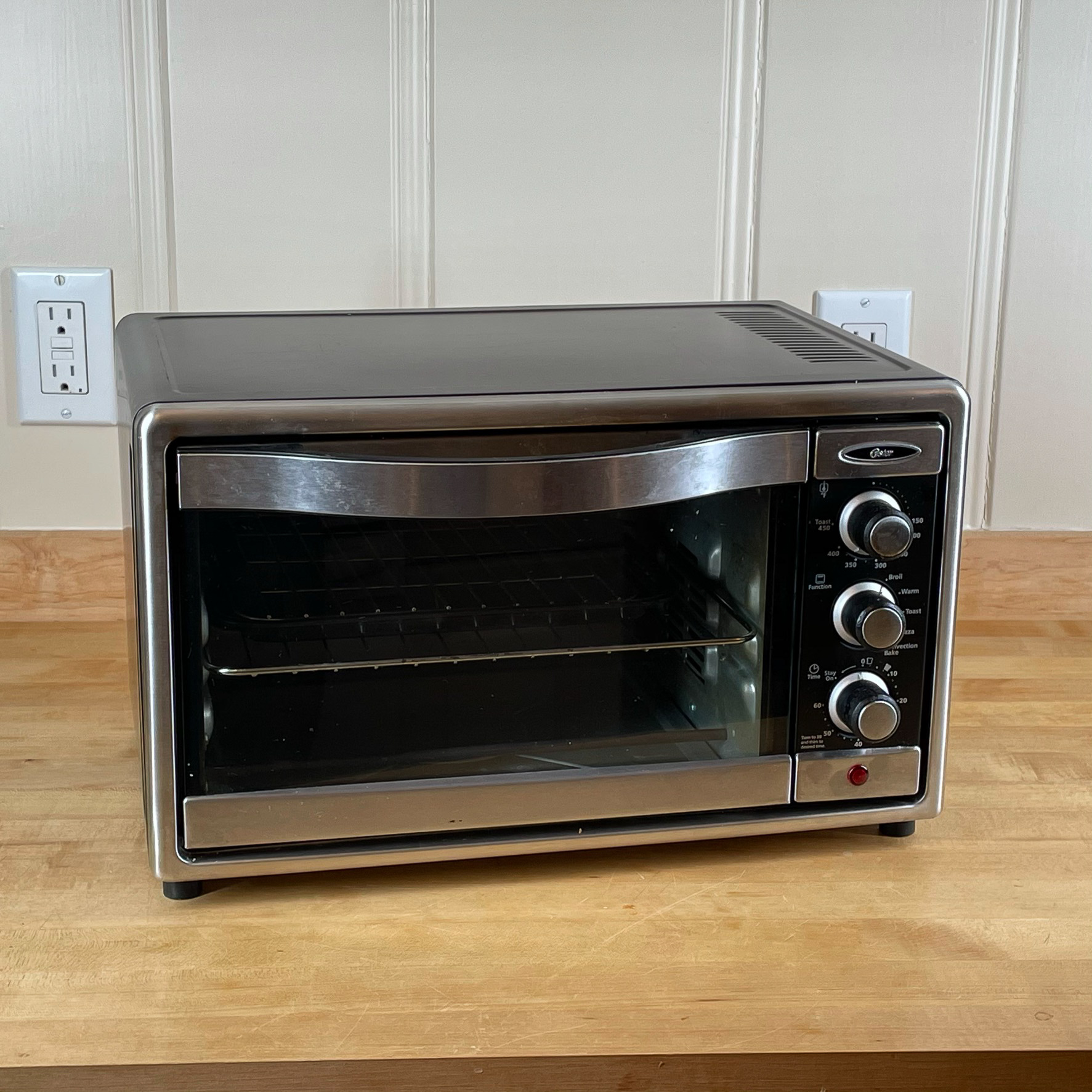 OSTER TOASTER OVEN