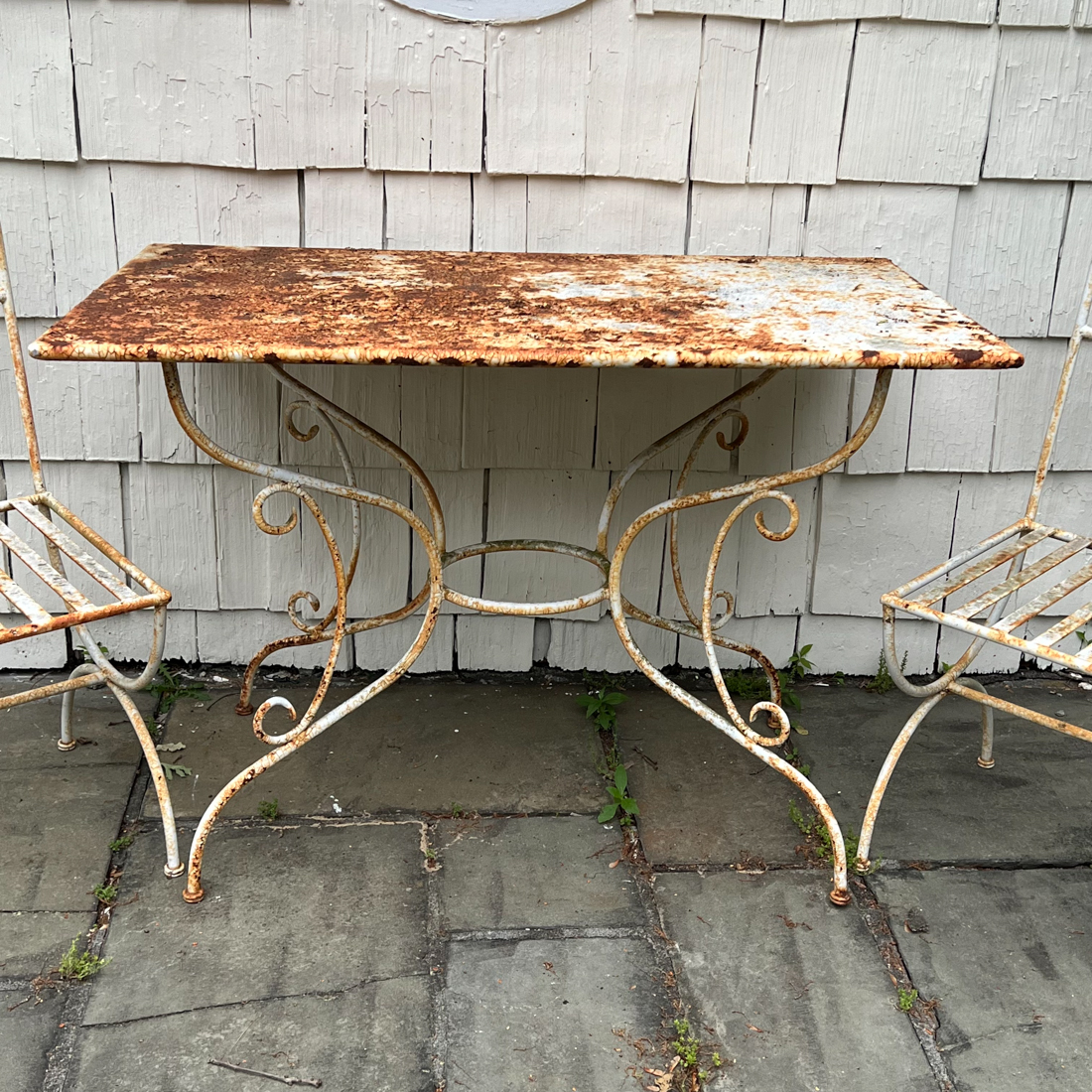 (3pc) ANTIQUE OUTDOOR FURNITURE