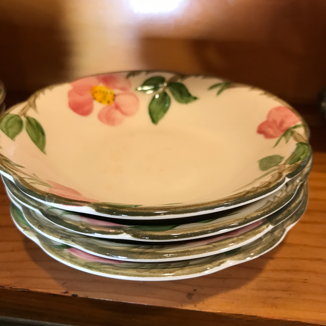 FRANCISCAN DINNERWARE SET