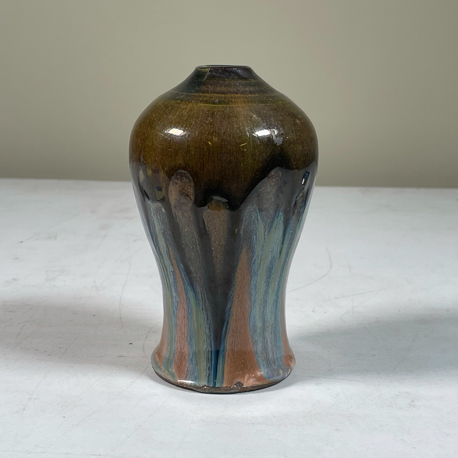 ART CERAMIC GLAZED VASE