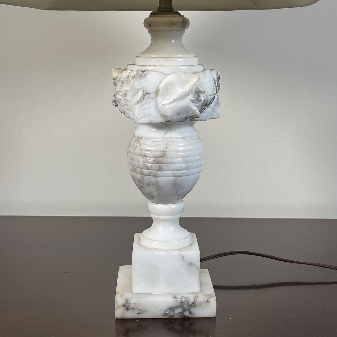 MARBLE TABLE LAMP