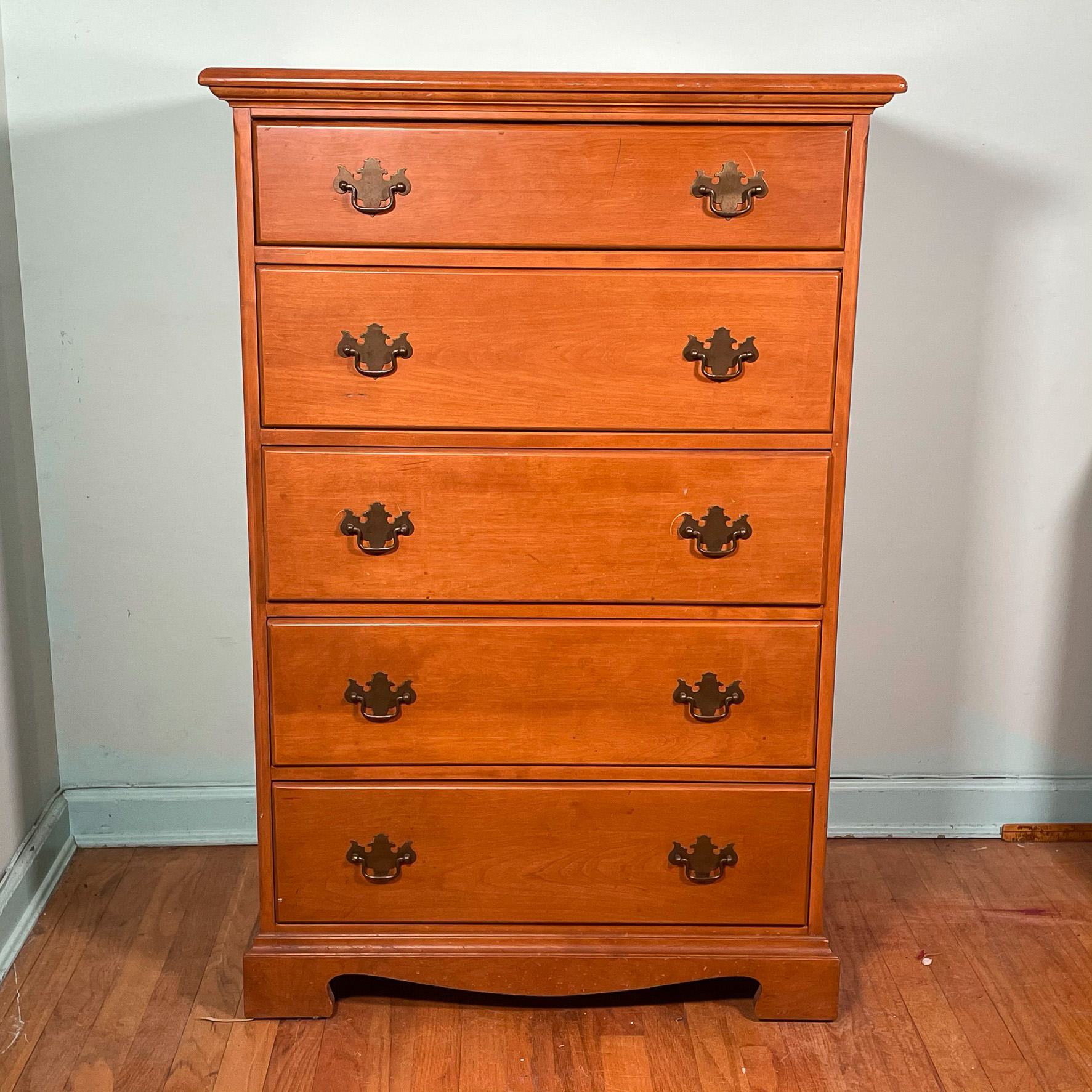 FRENCH & HEALD Co. CHEST of DRAWERS