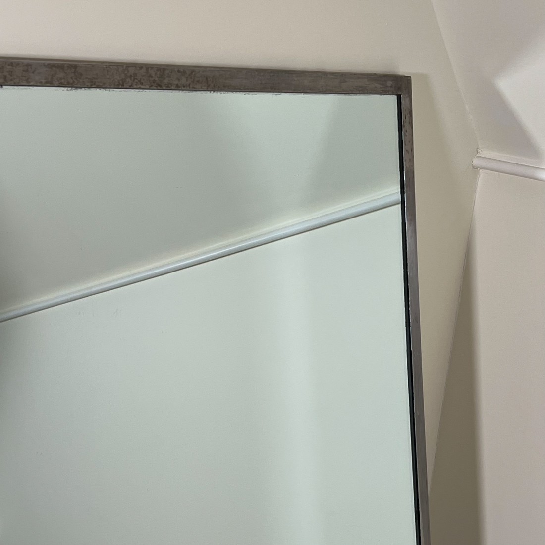 STEEL FRAME MIRROR