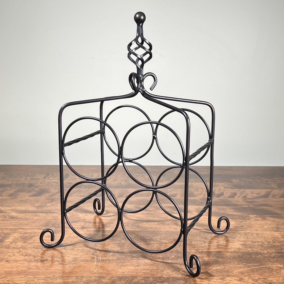 WIRE METAL WINE RACK