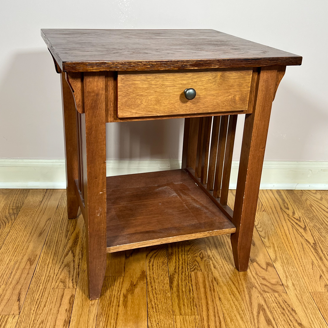 STICKLEY STYLE SIDE TABLE