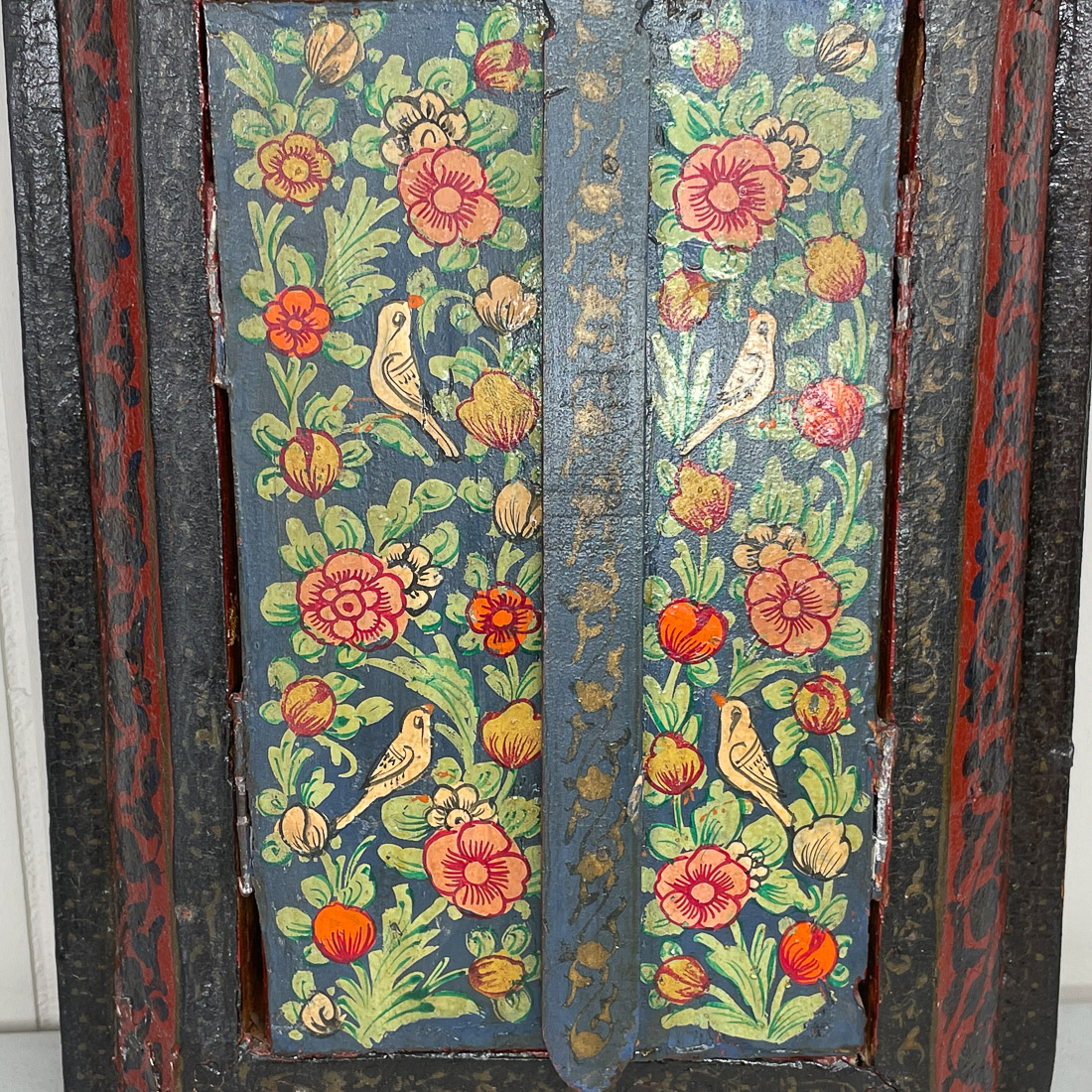 FOLK ART WALL HANGING SOUVENIR