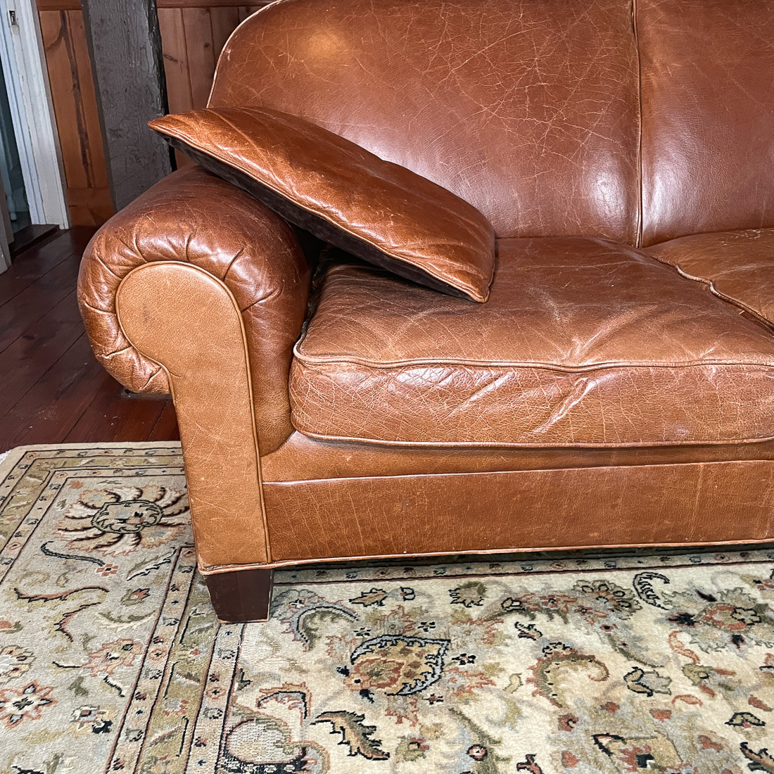 HENREDON BROWN LEATHER SOFA