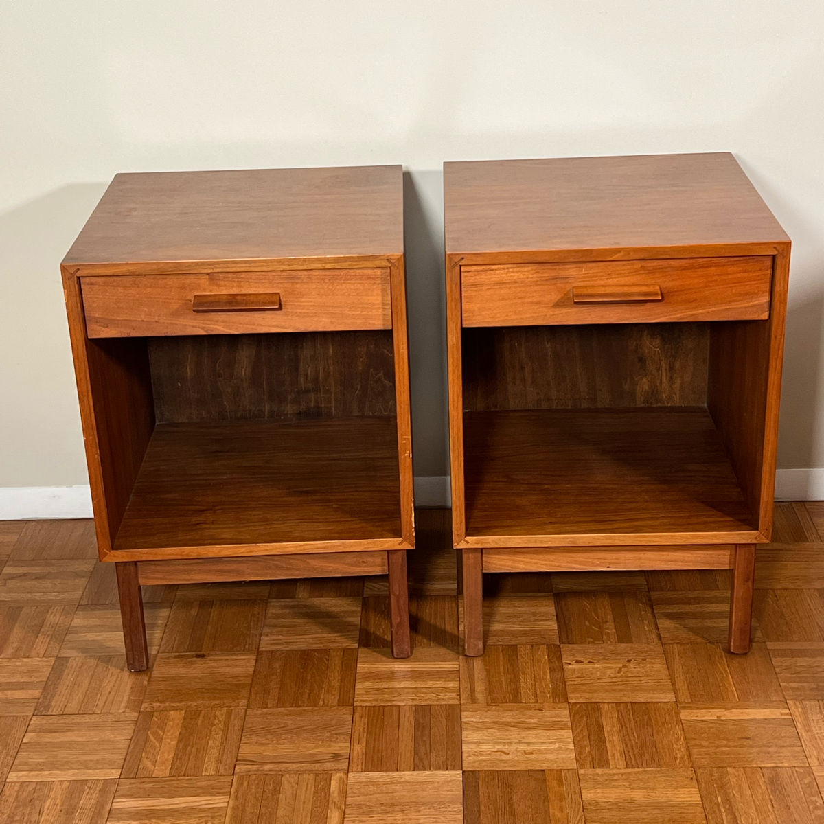 PAIR MIDCENTURY END TABLES