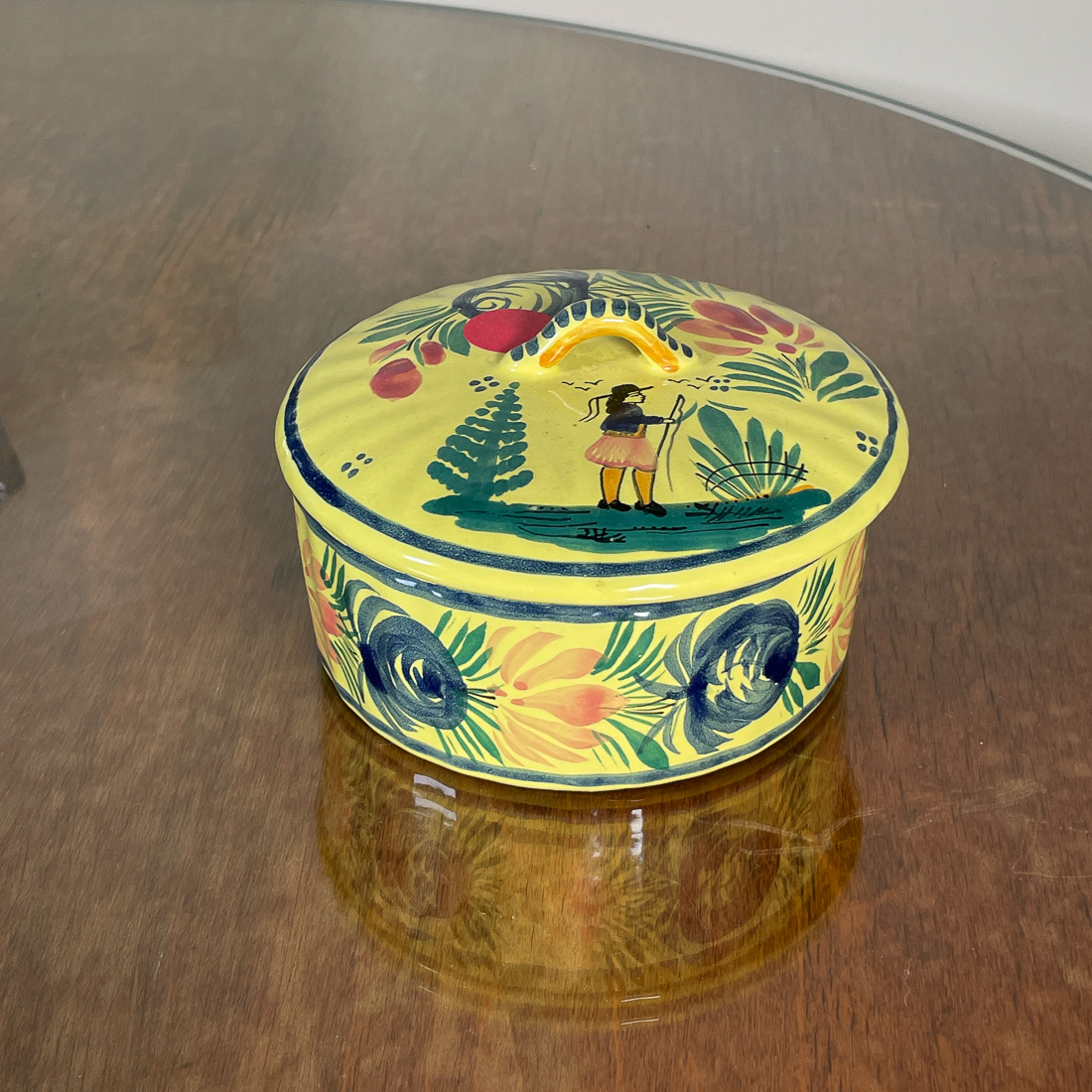 (12pc) LOT OF INTERNATIONAL CERAMICS