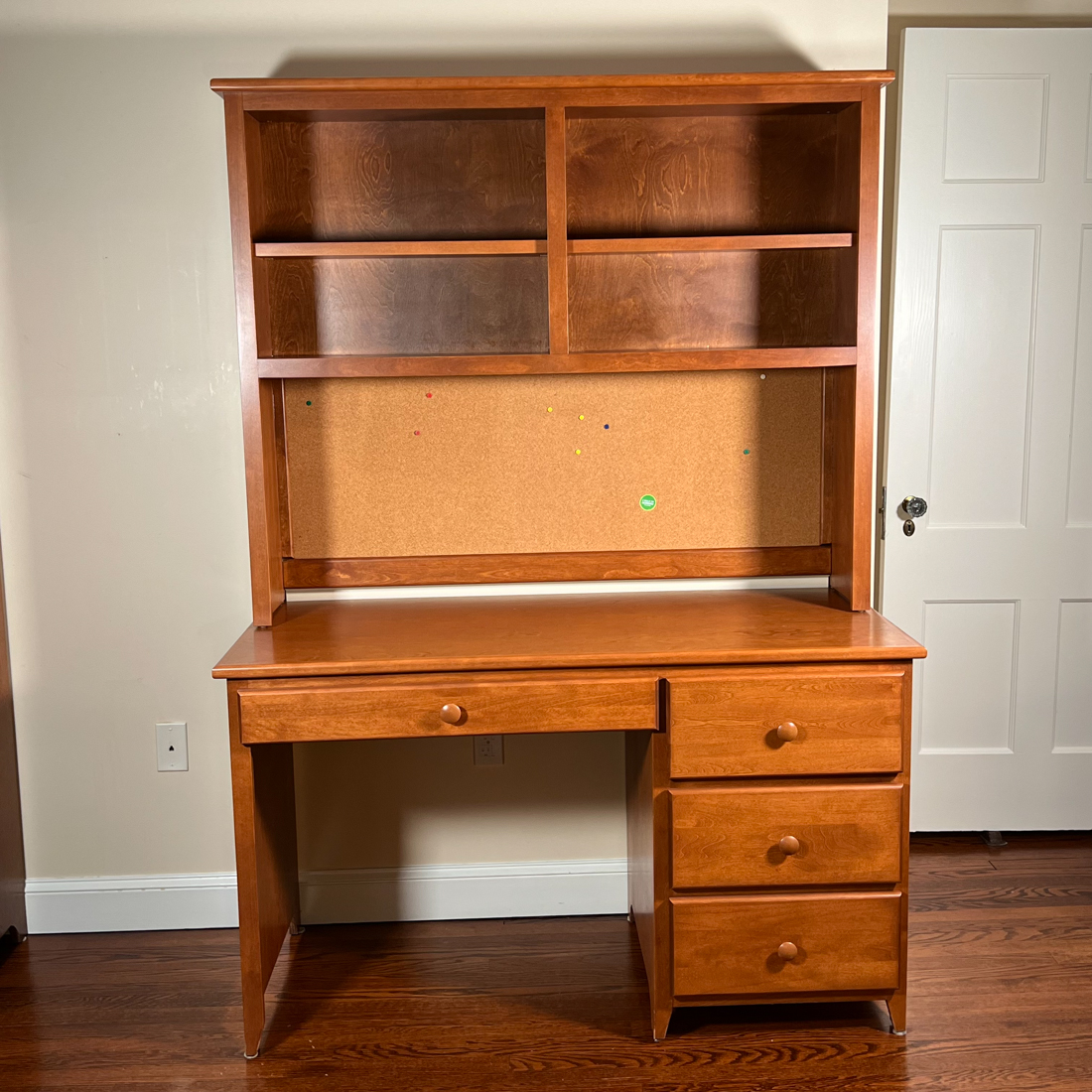 OAK HUTCH DESK