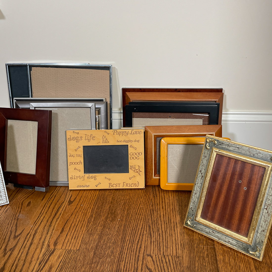 (16pc) ESTATE LOT OF FRAMES