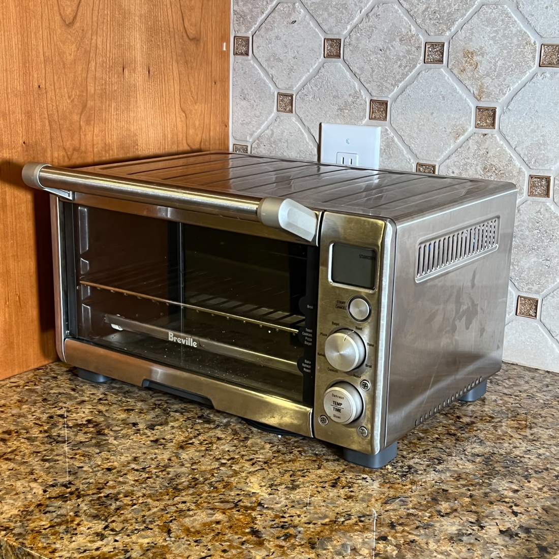 BREVILLE TOASTER OVEN
