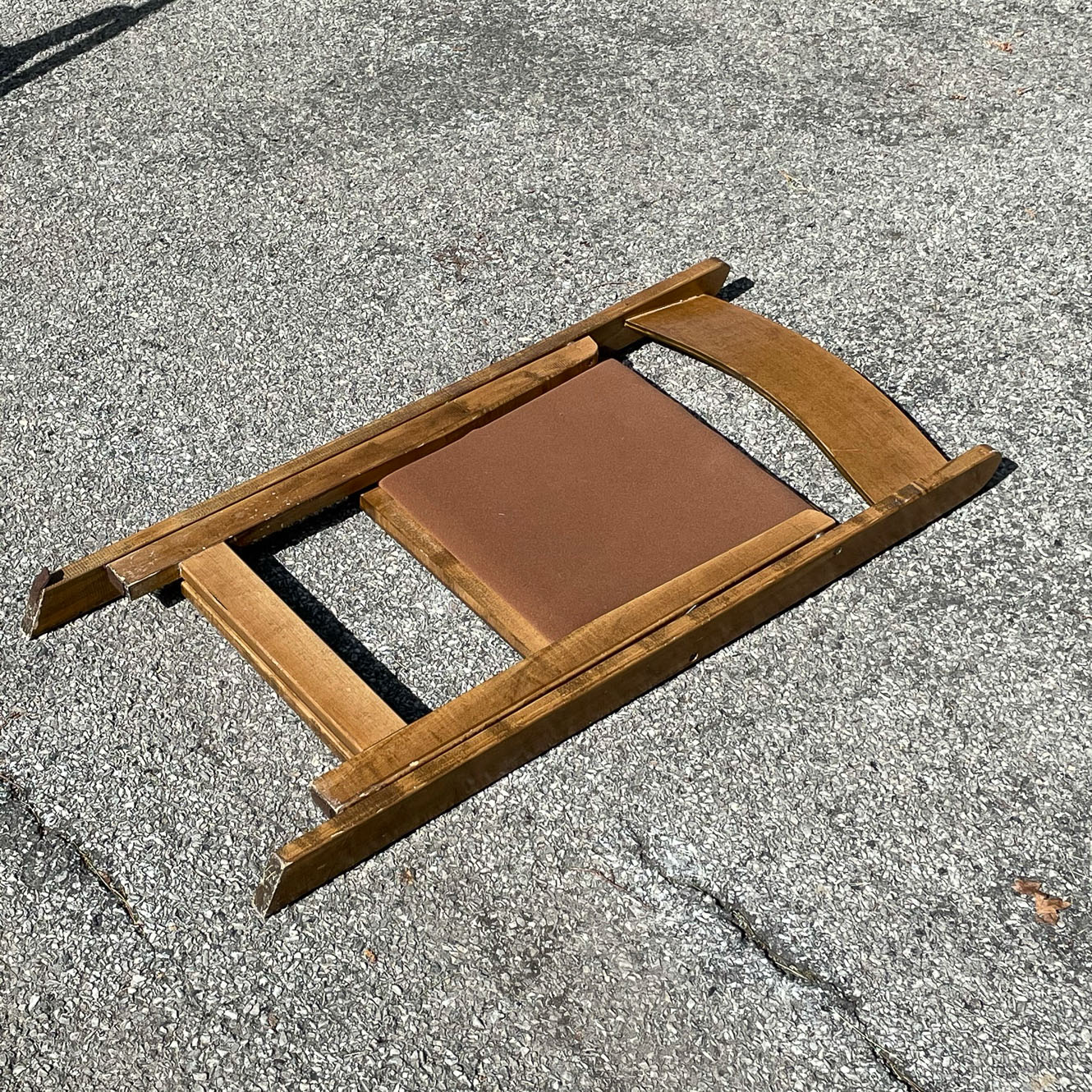 (4pc) KESTELL WOOD FOLDING CHAIRS