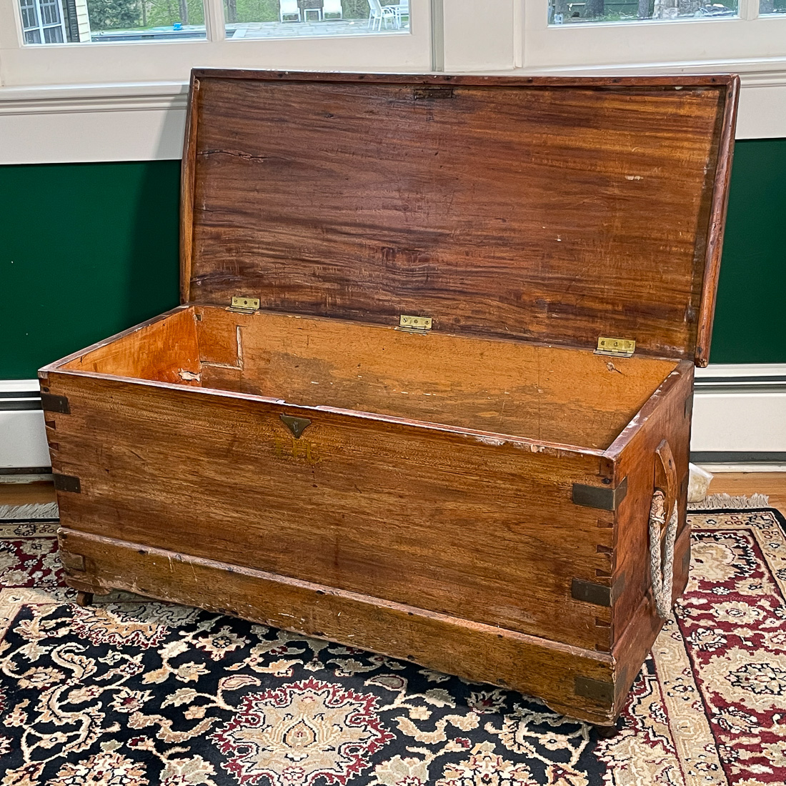 WOODEN STORAGE TRUNK