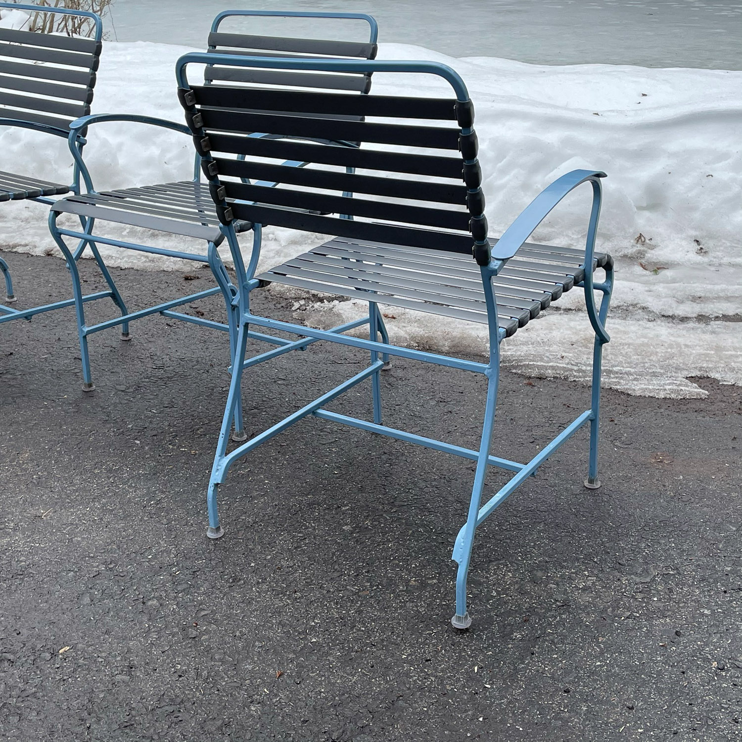 BLUE & GRAY PATIO FURNITURE