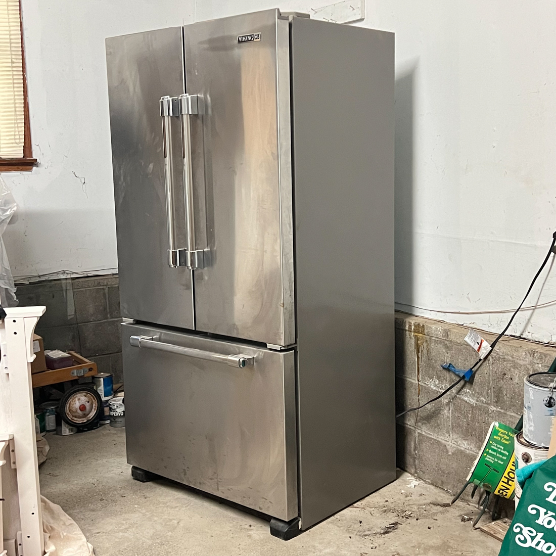 VIKING D3 REFRIGERATOR