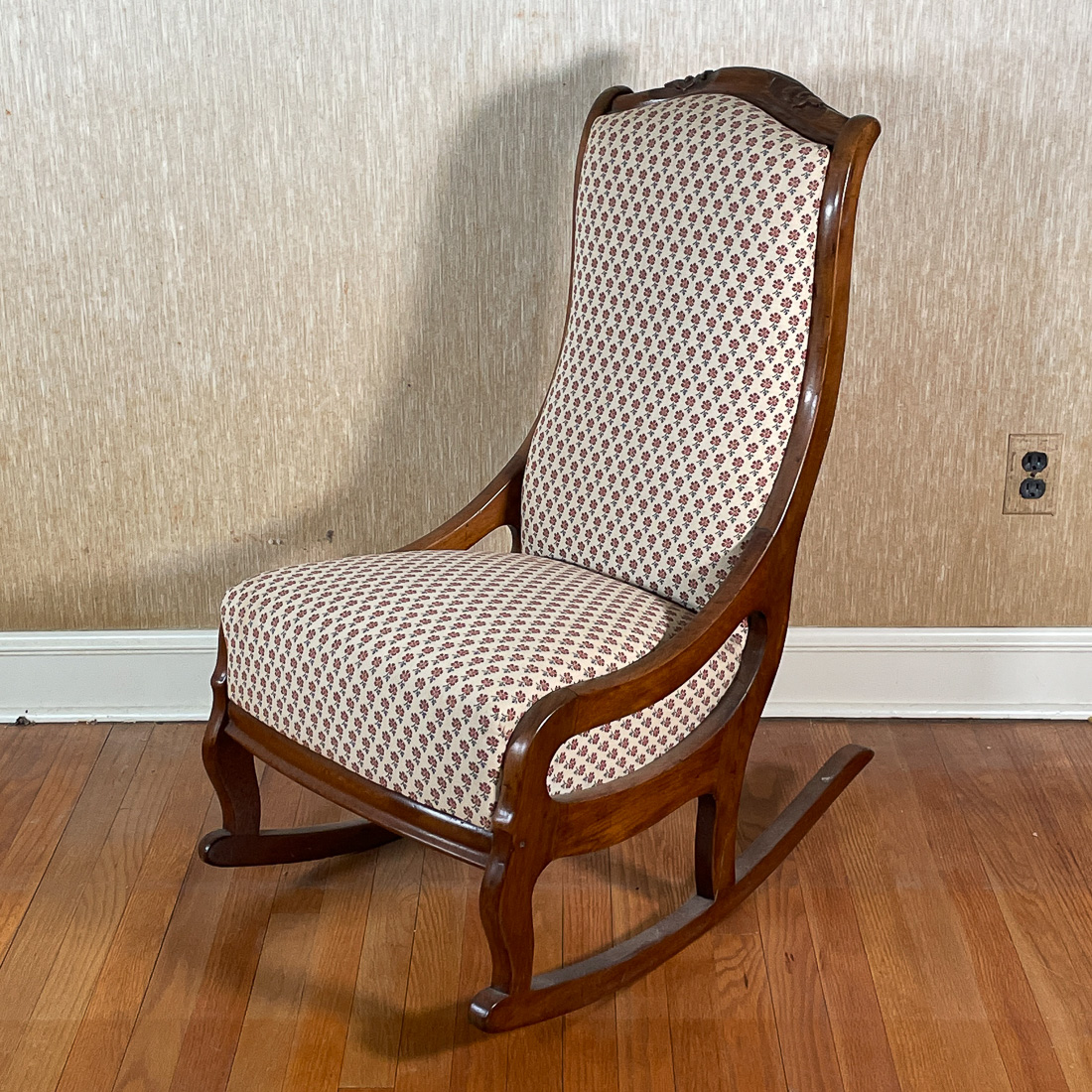 UPHOLSTERED ROCKING CHAIR