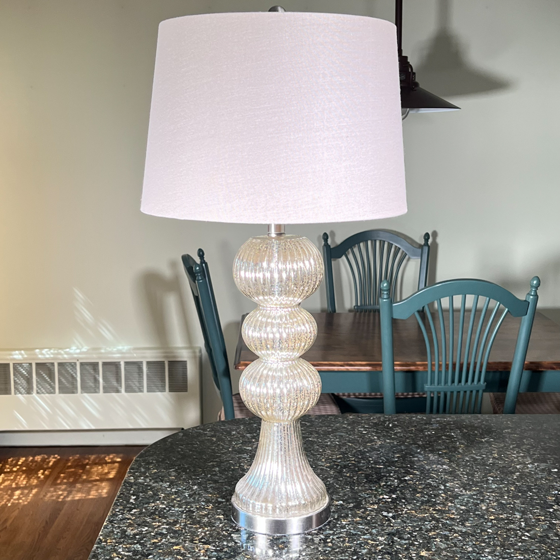 MIRRORED TABLE LAMP