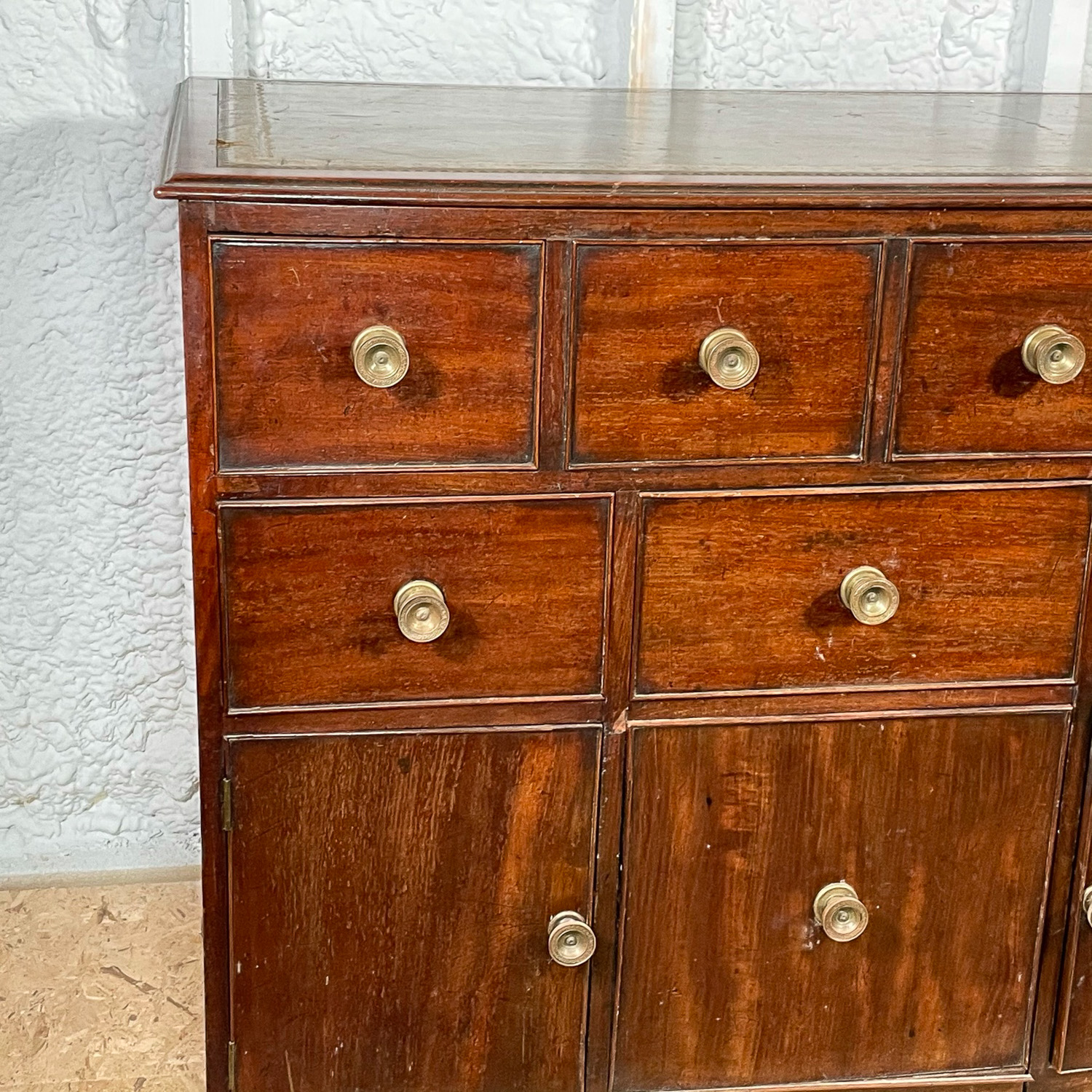PERIOD ANTIQUE COMMODE