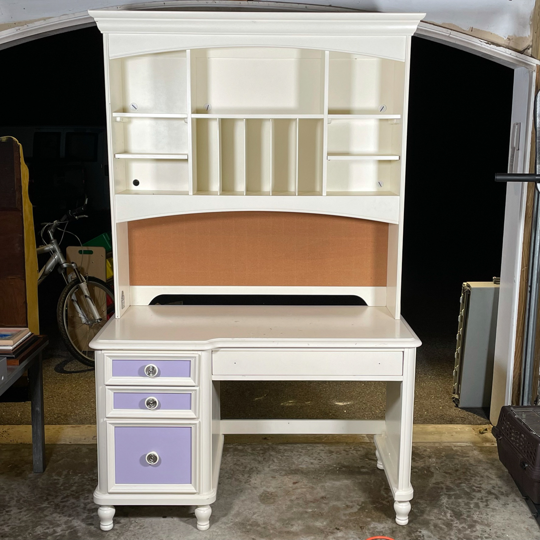 WHITE PAINTED HUTCH DESK