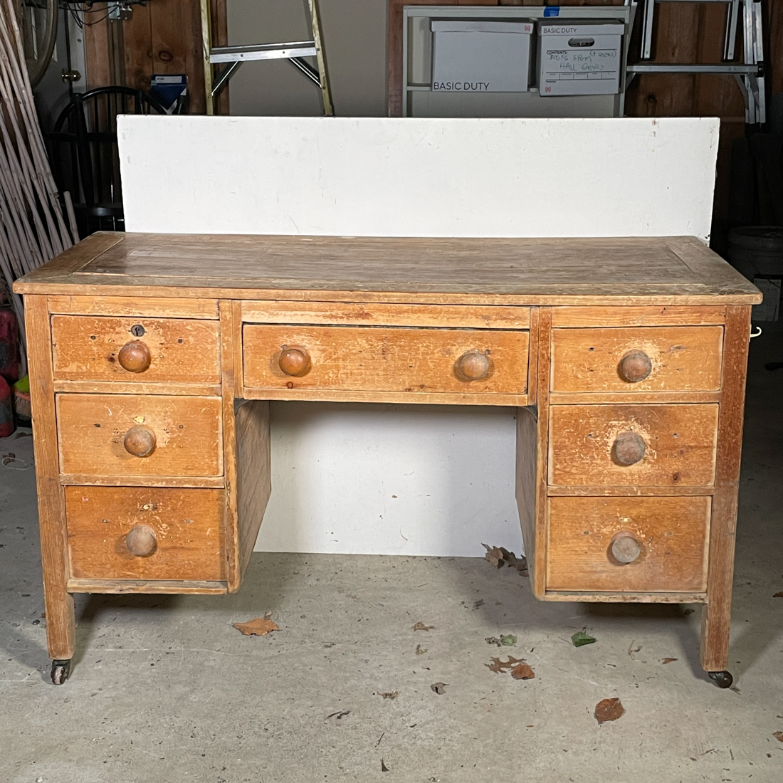 VINTAGE STUDENT'S DESK