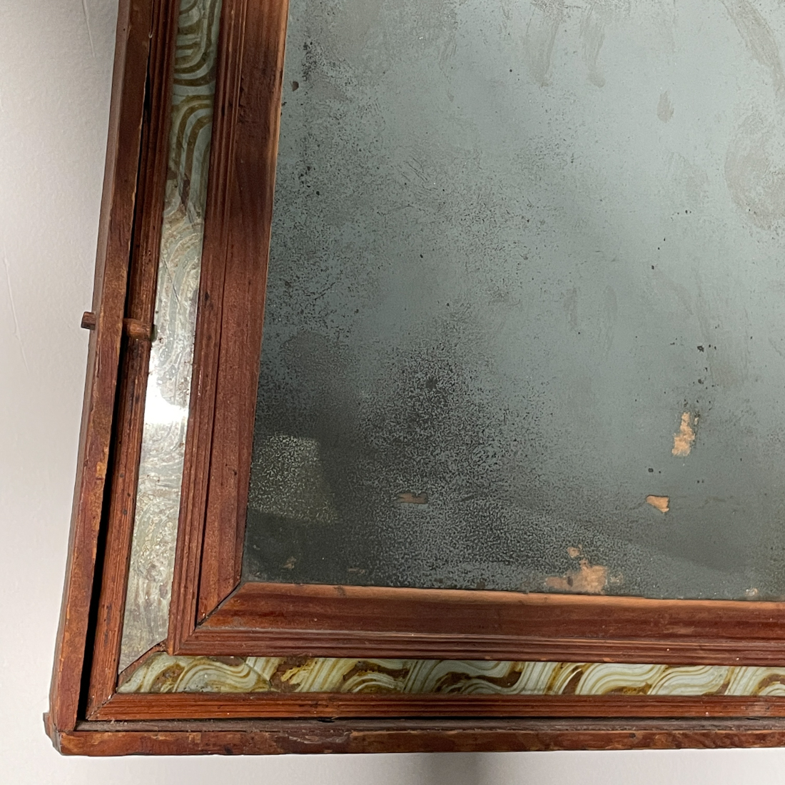 ANTIQUE 'LOOKING GLASS' MIRROR