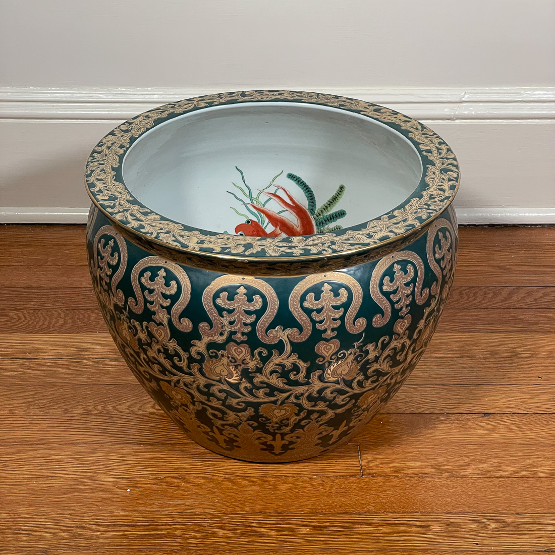 CHINESE PORCELAIN FISH BOWL