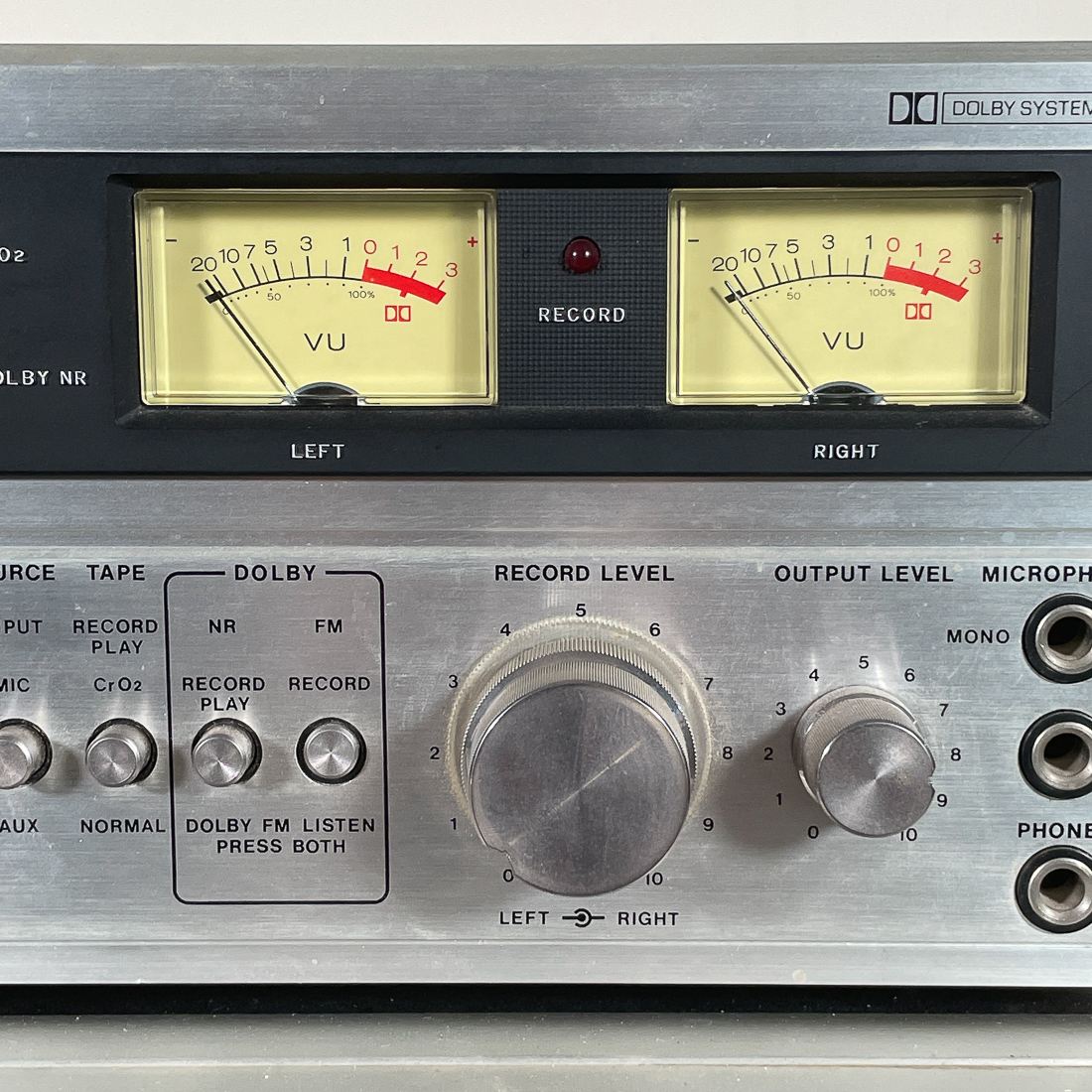 (2pc) REALISTIC STEREO EQUIPMENT