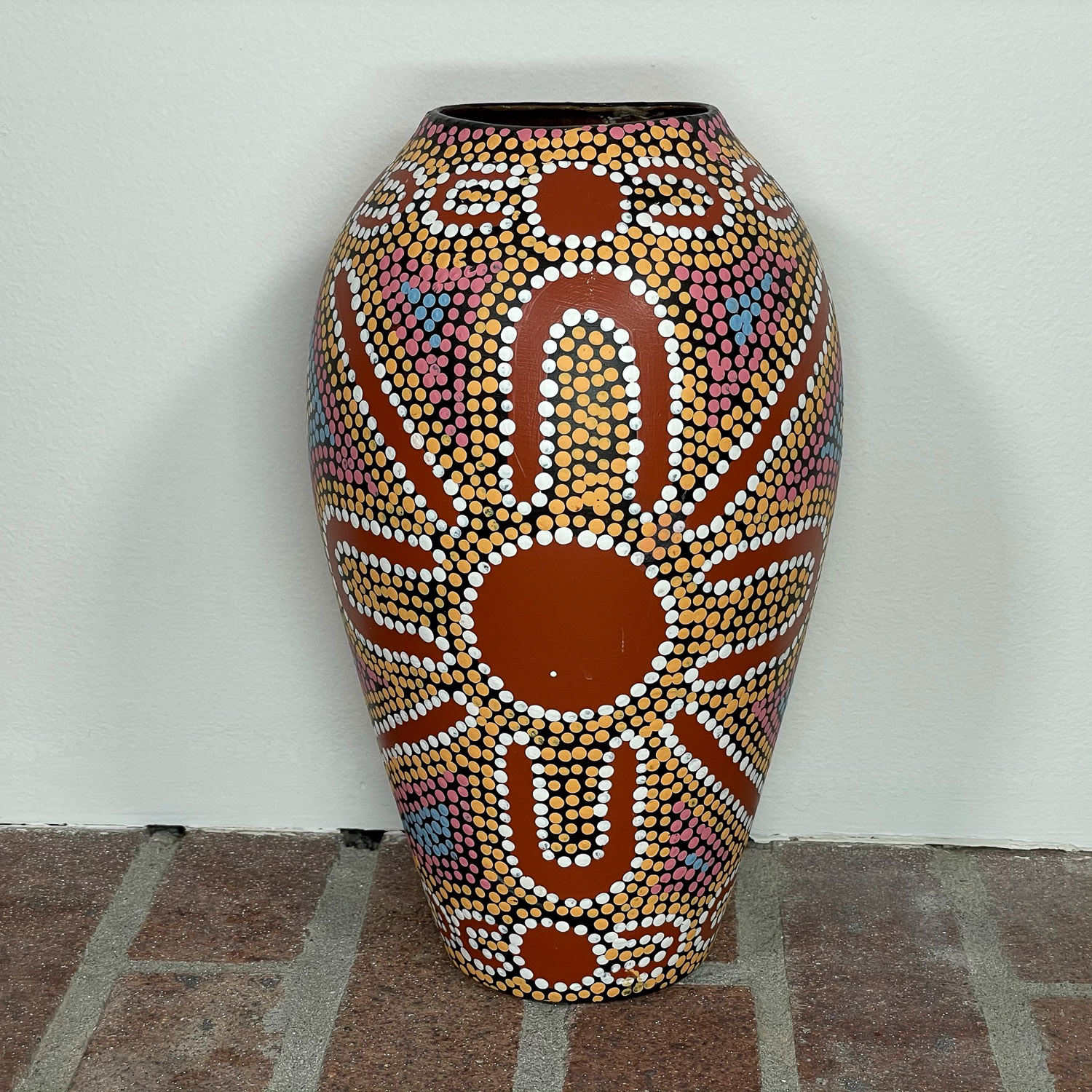AUSTRALIAN ABORIGINAL VASE